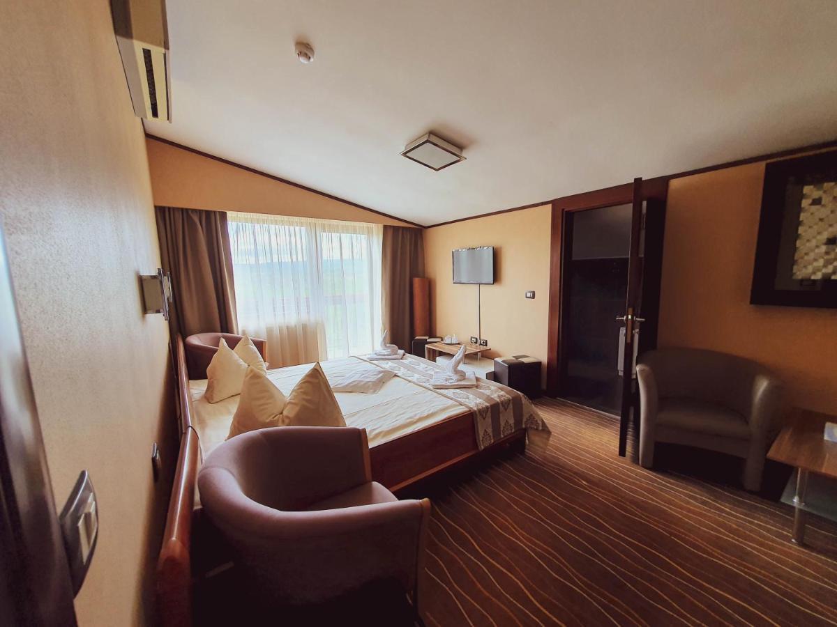 Hotel Belvedere Sovata Ngoại thất bức ảnh