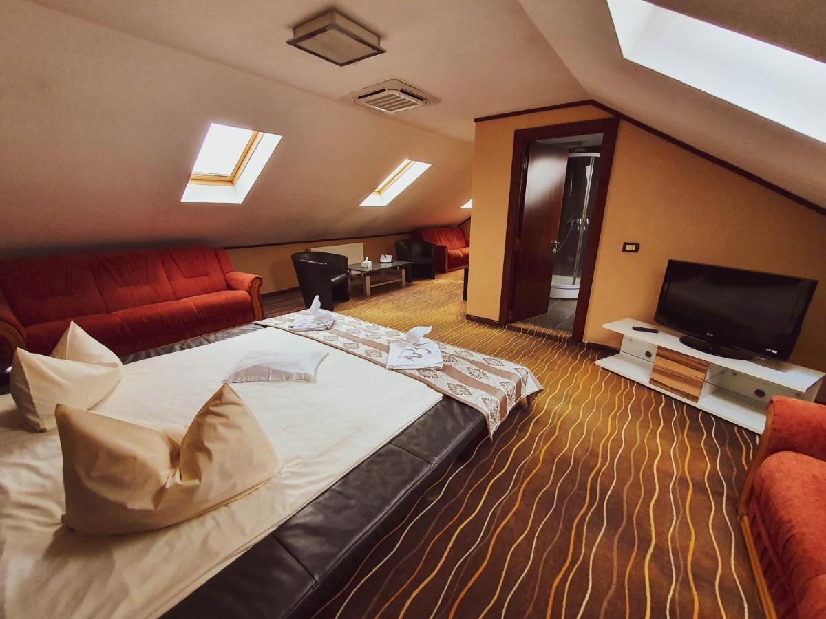 Hotel Belvedere Sovata Ngoại thất bức ảnh