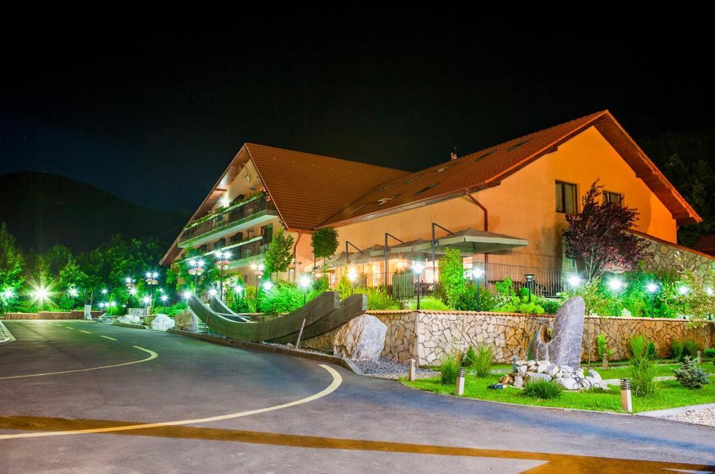 Hotel Belvedere Sovata Ngoại thất bức ảnh